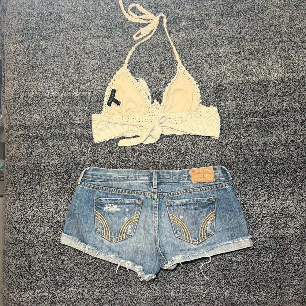 Vintage‎ 2000s Hollister Y2K Low Rise Distressed Denim Cutoff Shorts Womens 1